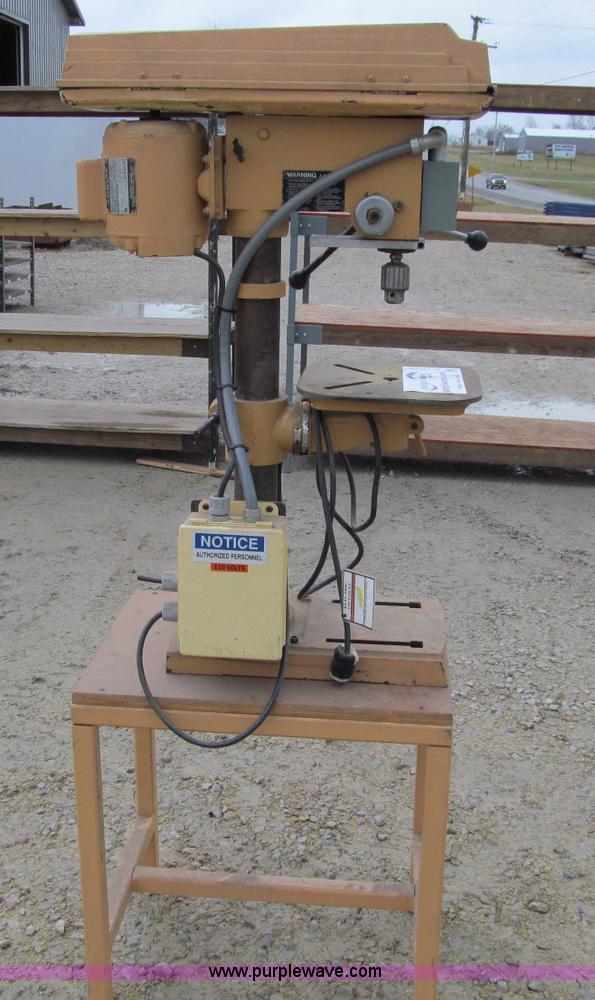 image for item D7038 Delta drill press