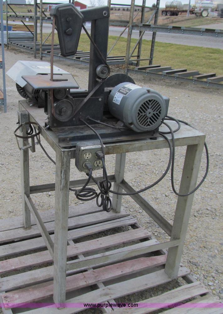 image for item D7039 WT 1" x 8" belt and disk sander