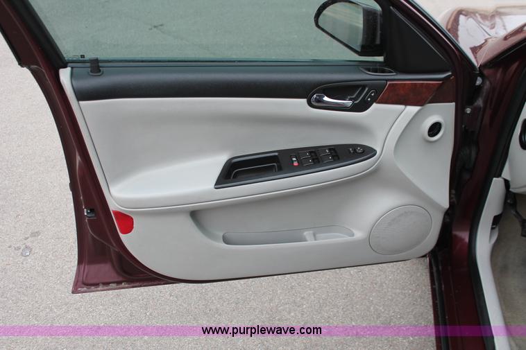 image for item E2806 2007 Chevrolet Impala LT