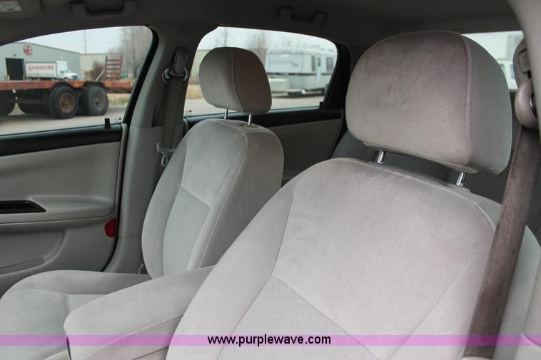 image for item E2806 2007 Chevrolet Impala LT