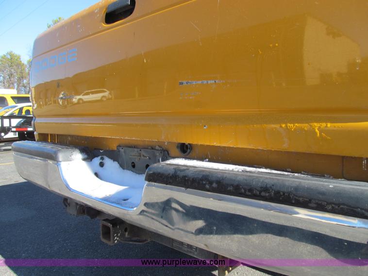 image for item E3624 2002 Dodge Ram 2500 pickup truck