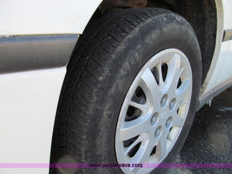 image for item E3627 2004 Chevrolet Impala