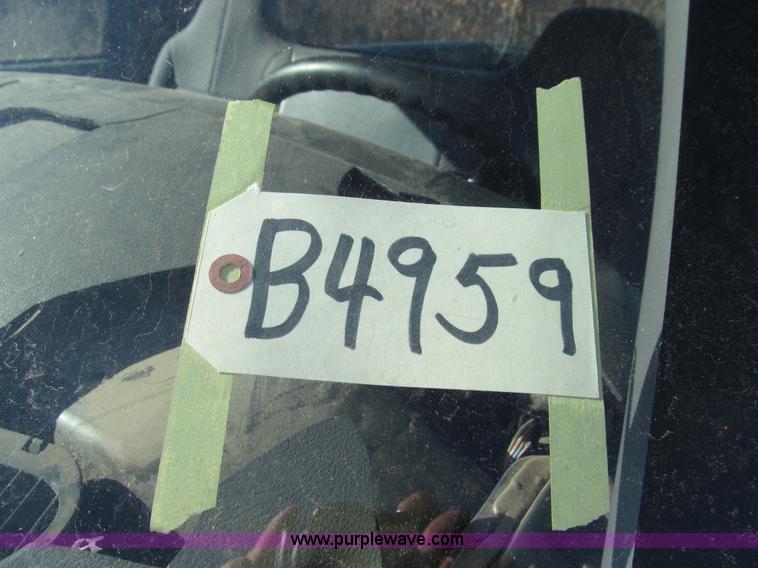 image for item E3628 2001 Dodge Ram 1500 pickup truck