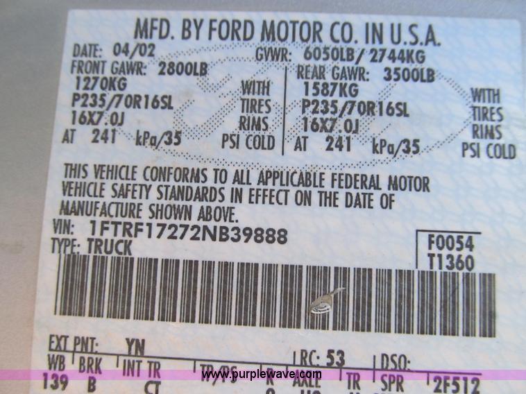 image for item E3629 2002 Ford F150 XL pickup truck