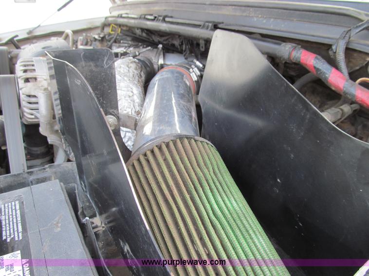 image for item E3636 2003 Ford F350 XLT Super Duty pickup truck