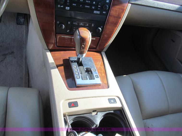 image for item E5863 2005 Cadillac STS