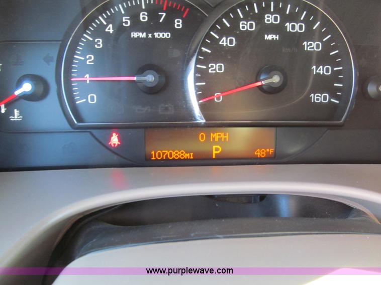 image for item E5863 2005 Cadillac STS