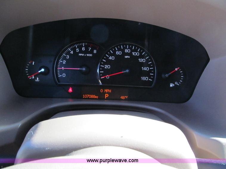 image for item E5863 2005 Cadillac STS