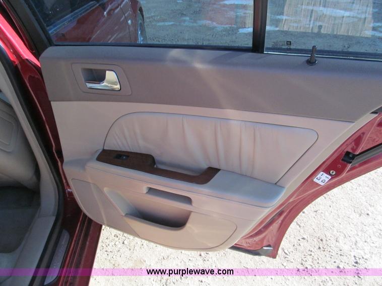 image for item E5863 2005 Cadillac STS