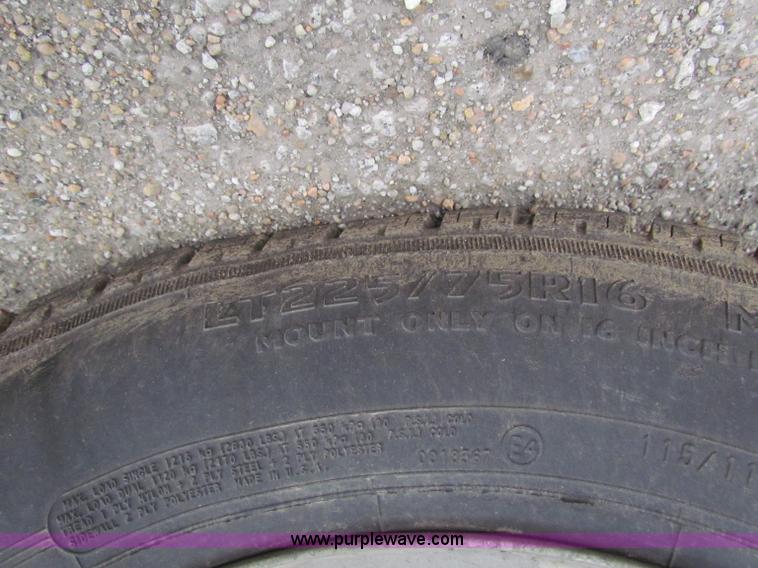 image for item E8209 2000 Dodge Ram 2500 LWB van