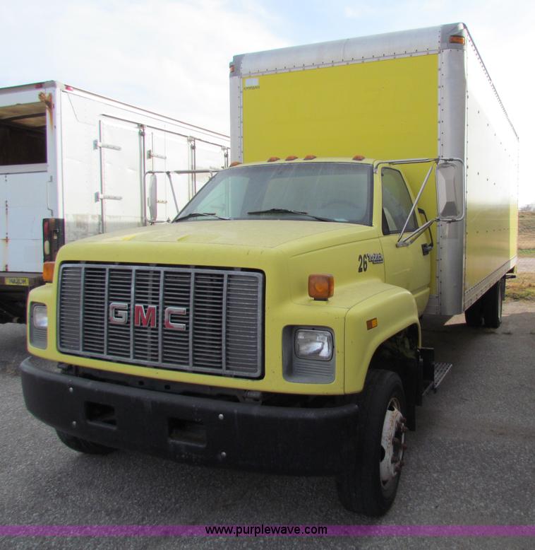 image for item E8213 1995 Chevrolet TopKick box truck