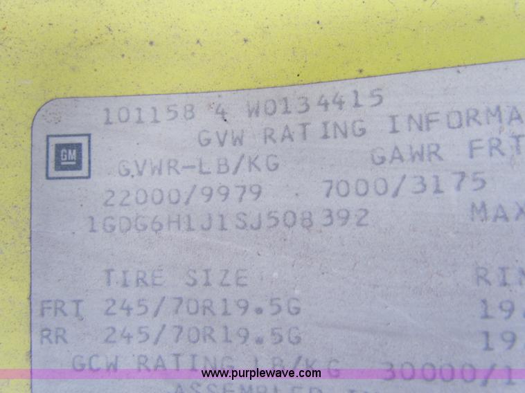 image for item E8213 1995 Chevrolet TopKick box truck