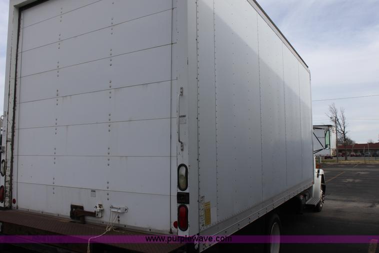image for item E8224 2002 Freightliner FL50 box truck