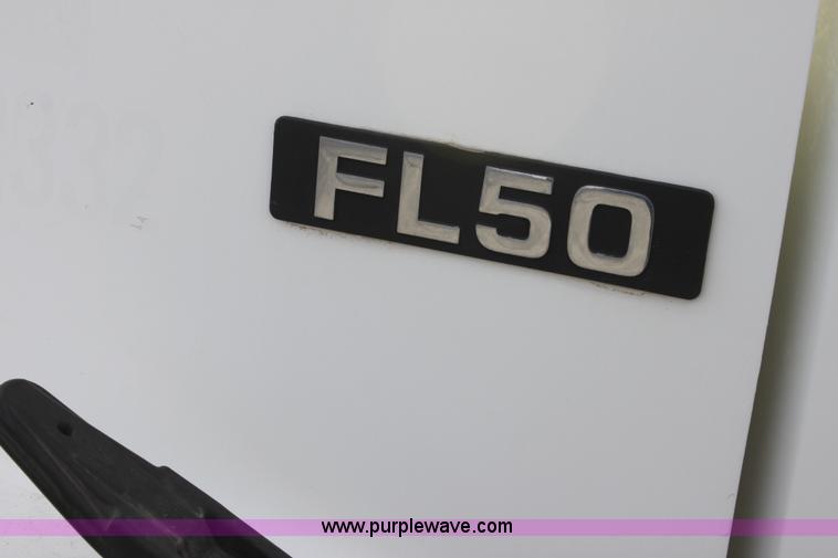 image for item E8224 2002 Freightliner FL50 box truck
