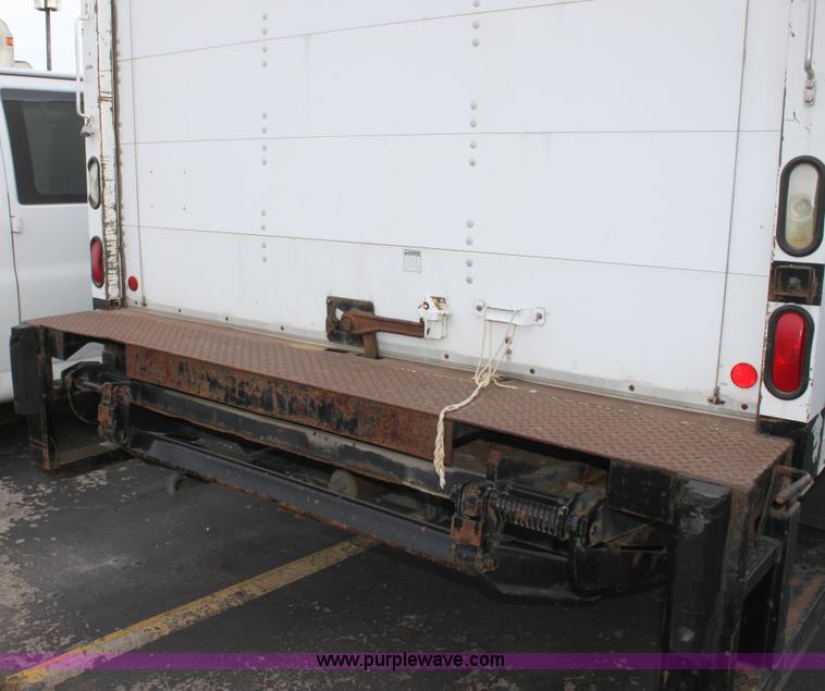 image for item E8224 2002 Freightliner FL50 box truck