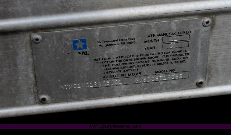 image for item E8224 2002 Freightliner FL50 box truck