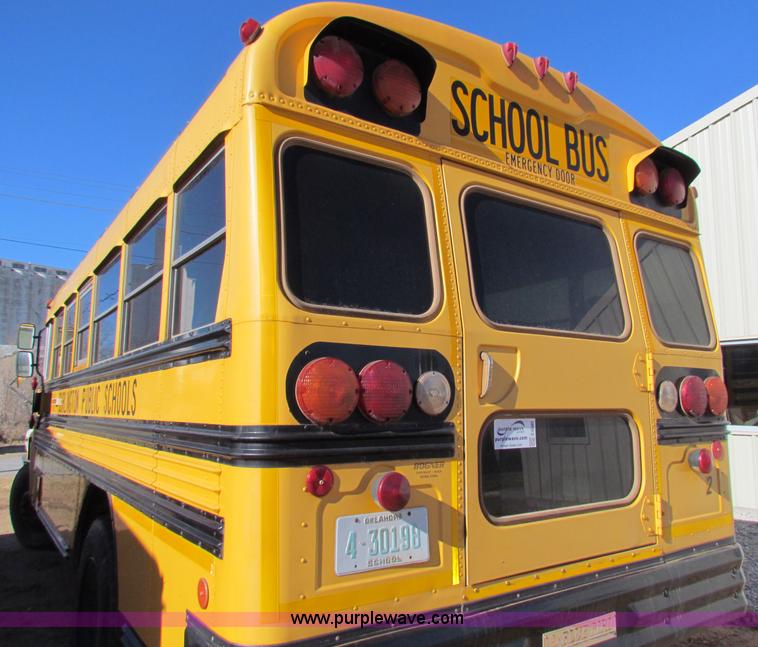 image for item E8302 2000 Blue Bird CV20 school bus