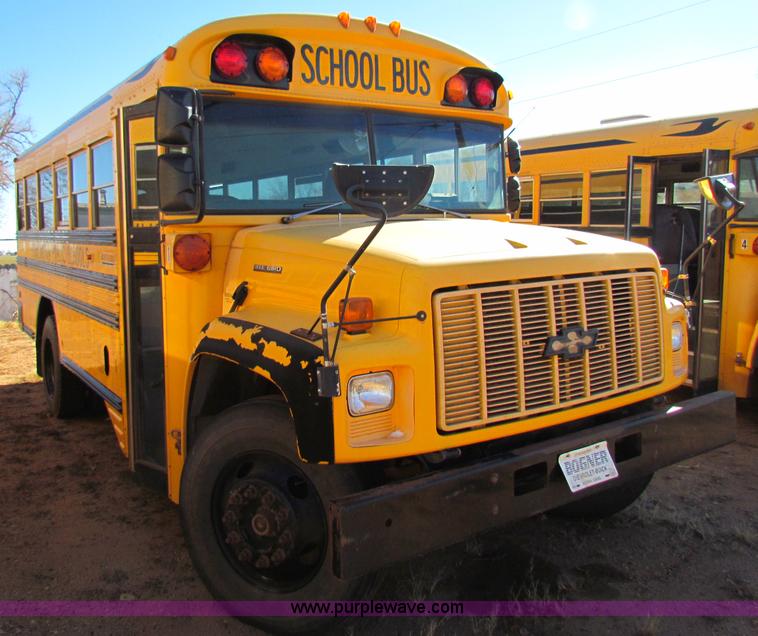 image for item E8303 2000 Blue Bird CV20 school bus