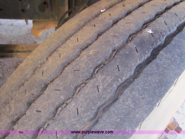 image for item E8303 2000 Blue Bird CV20 school bus