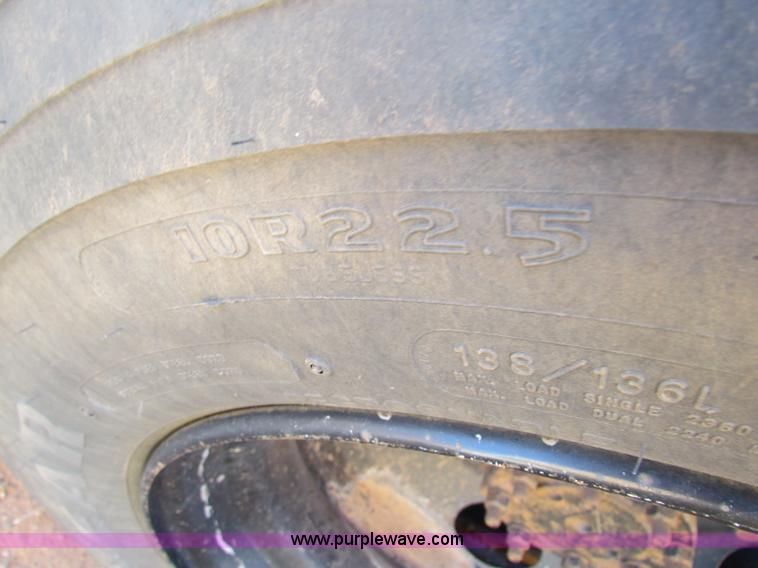 image for item E8303 2000 Blue Bird CV20 school bus