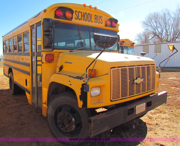 image for item E8304 2000 Blue Bird CV20 school bus