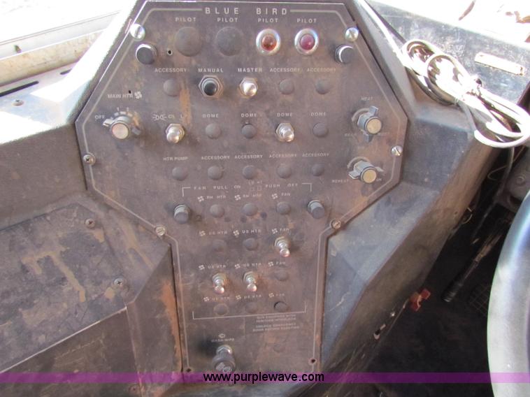 image for item E8304 2000 Blue Bird CV20 school bus