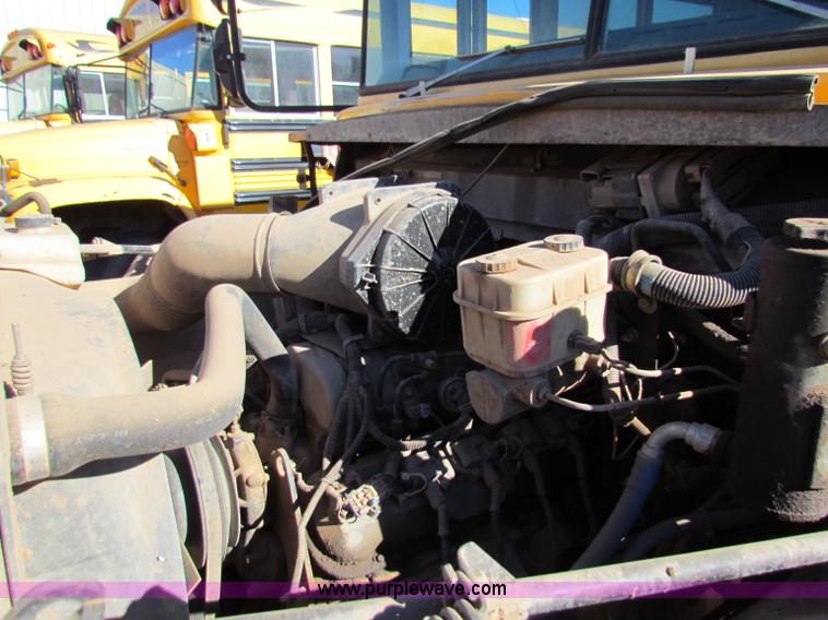 image for item E8304 2000 Blue Bird CV20 school bus