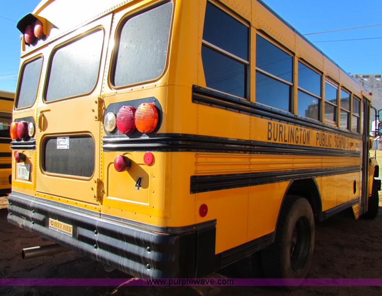 image for item E8304 2000 Blue Bird CV20 school bus