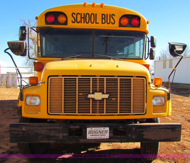 image for item E8305 2000 Blue Bird CV20 school bus