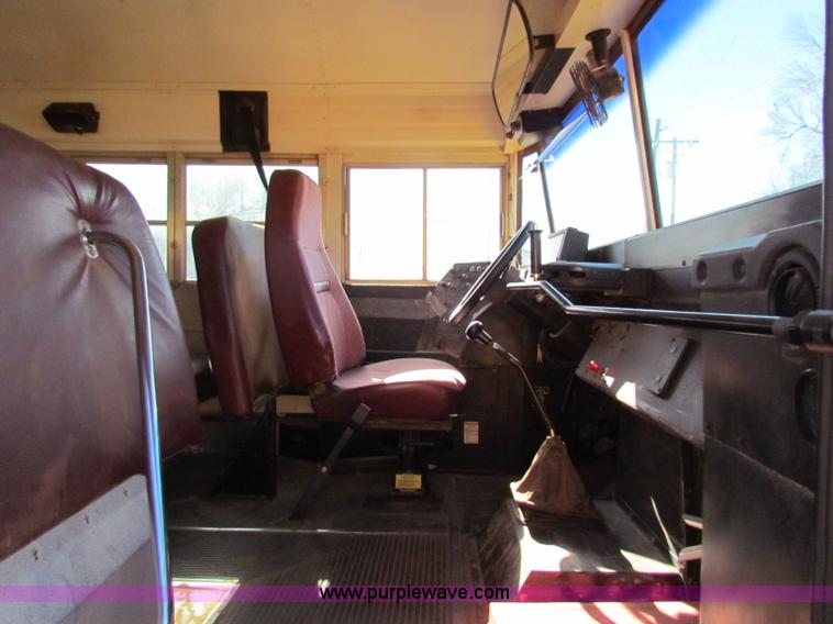 image for item E8305 2000 Blue Bird CV20 school bus