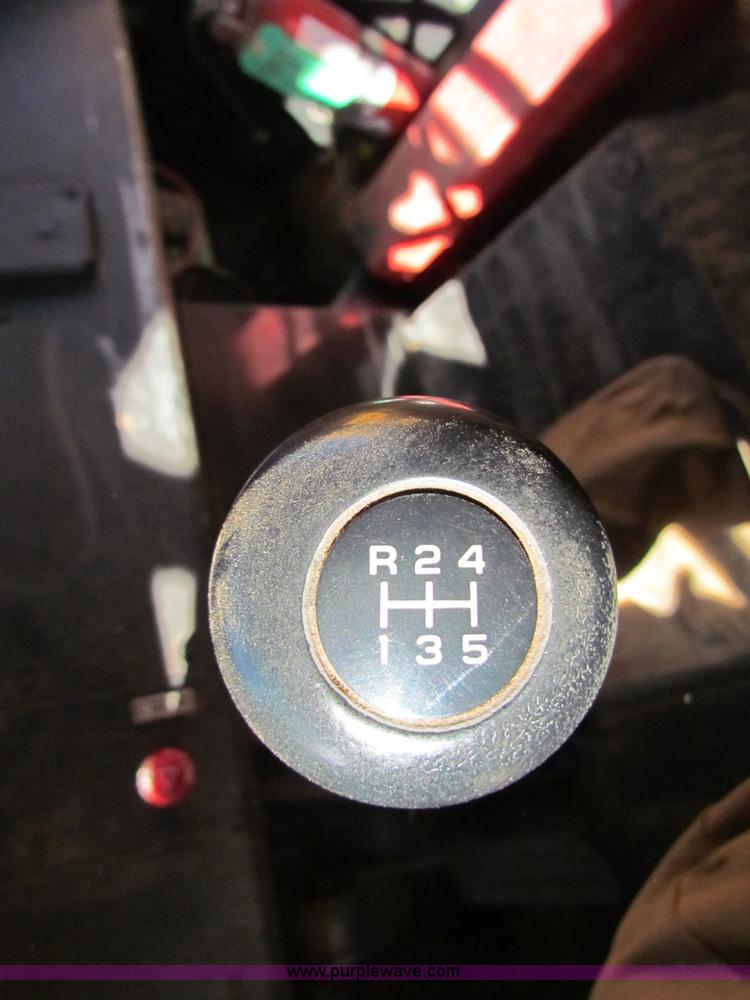 image for item E8305 2000 Blue Bird CV20 school bus