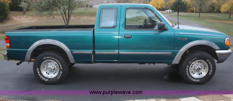 image for item F2703 1996 Ford Ranger XLT SuperCab pickup truck