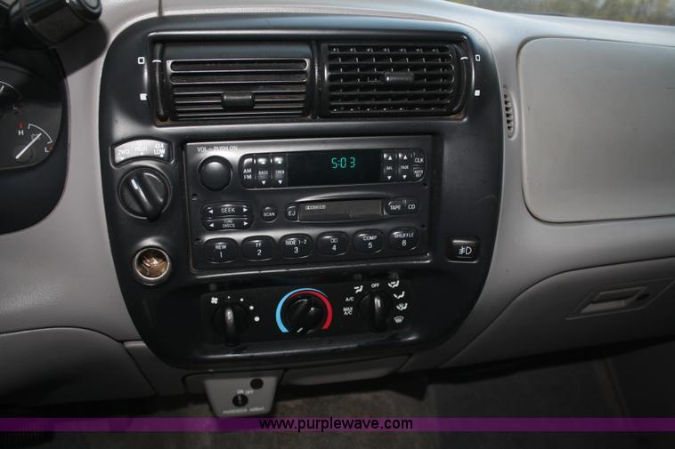 image for item F2703 1996 Ford Ranger XLT SuperCab pickup truck