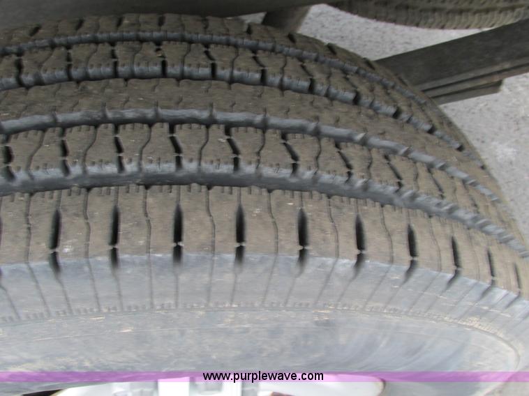 image for item F4182 2003 Chevrolet Silverado 1500 pickup truck