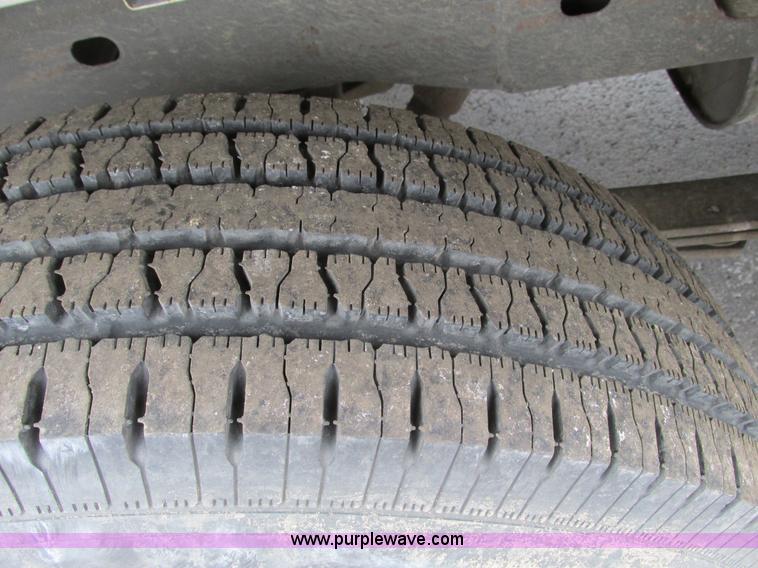 image for item F4182 2003 Chevrolet Silverado 1500 pickup truck