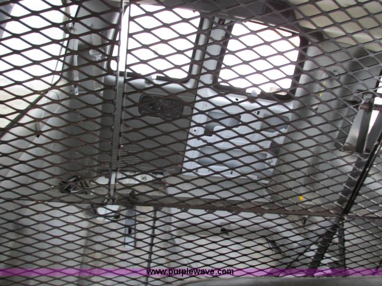 image for item F4183 2004 Chevrolet Express 3500 van