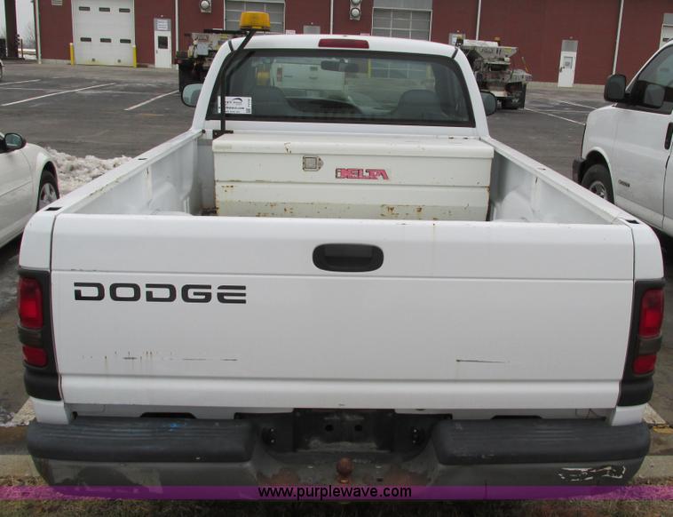 image for item F4184 2001 Dodge Ram 1500 pickup truck