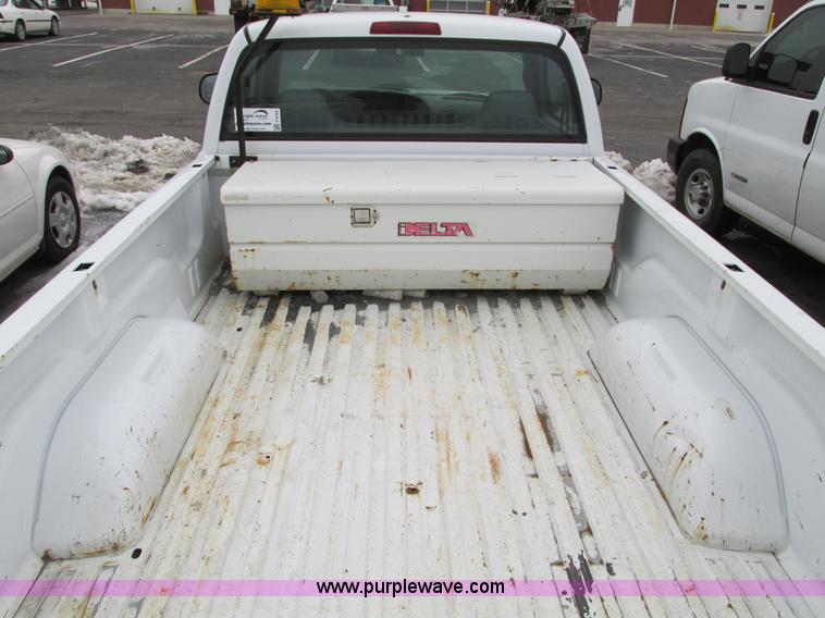 image for item F4184 2001 Dodge Ram 1500 pickup truck
