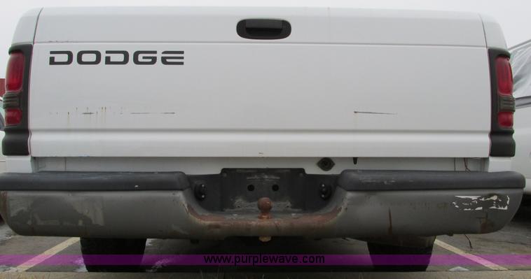 image for item F4184 2001 Dodge Ram 1500 pickup truck
