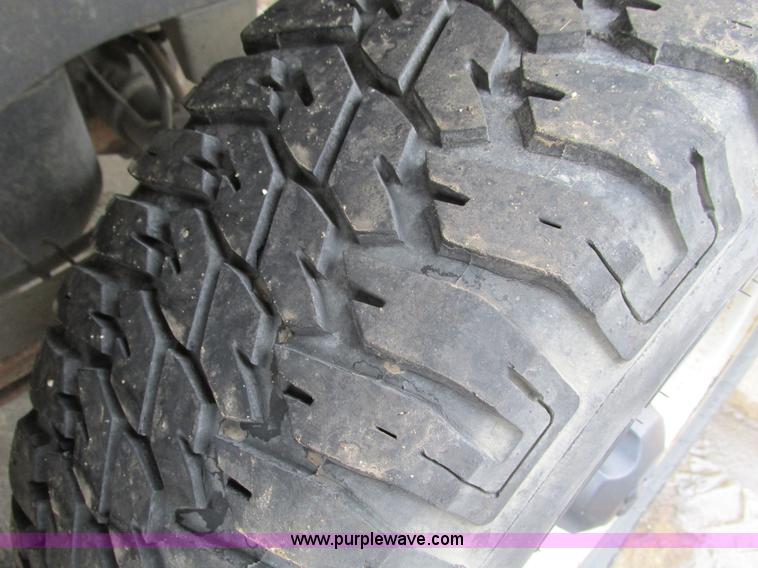 image for item F4184 2001 Dodge Ram 1500 pickup truck