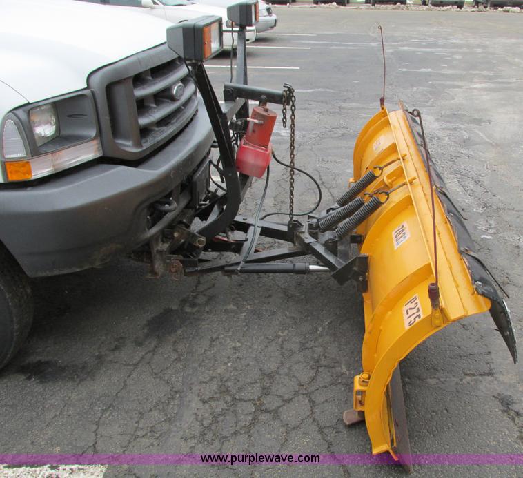 image for item F4185 2002 Ford F350 Super Duty pickup truck