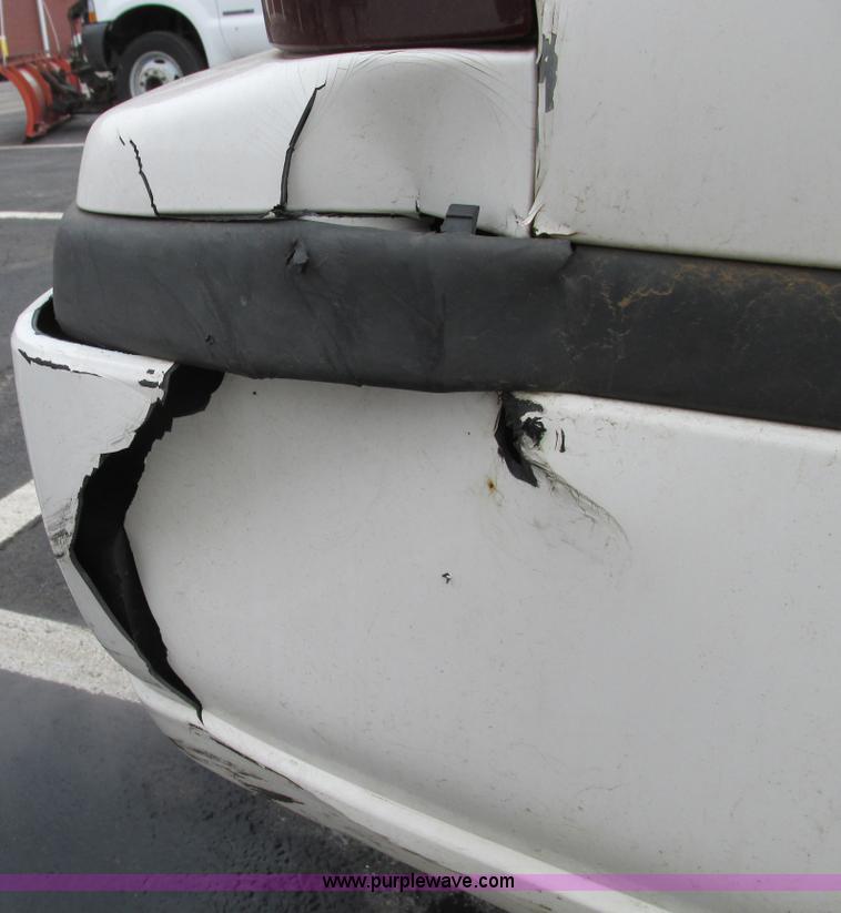 image for item F4186 2002 Chevrolet Impala