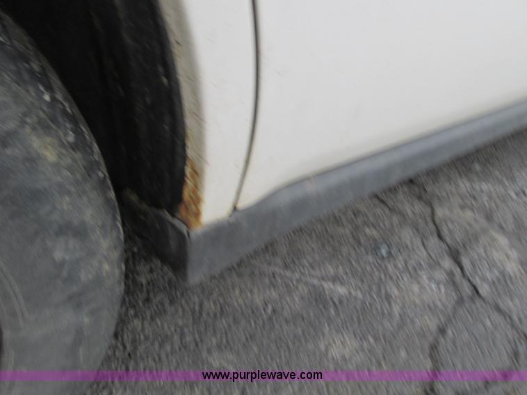 image for item F4186 2002 Chevrolet Impala