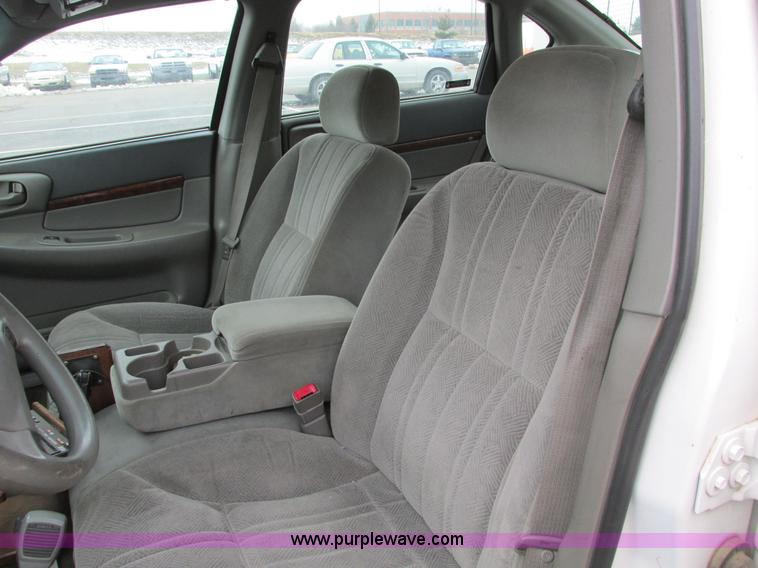 image for item F4186 2002 Chevrolet Impala