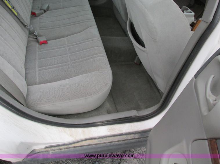 image for item F4186 2002 Chevrolet Impala