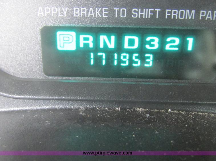 image for item F4186 2002 Chevrolet Impala