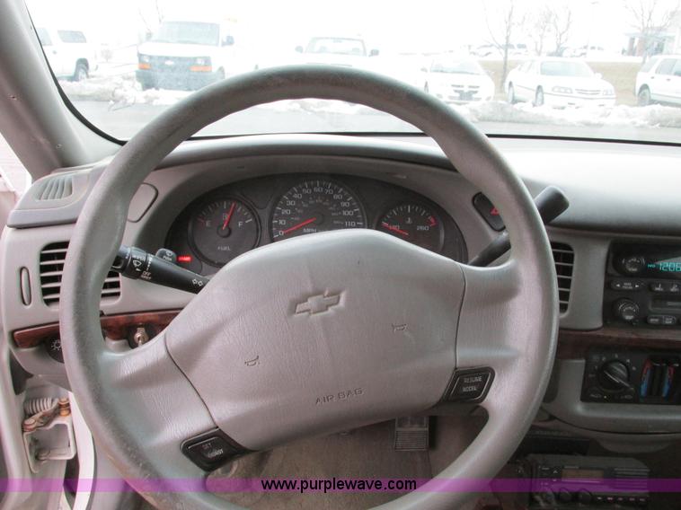 image for item F4186 2002 Chevrolet Impala