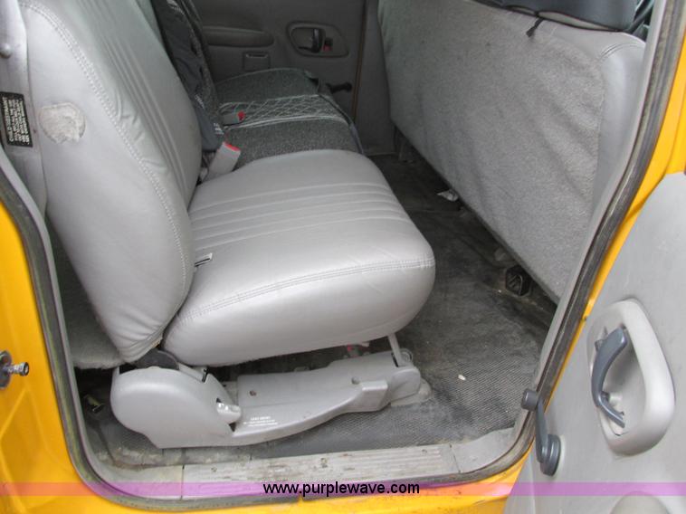 image for item F4189 1999 Chevrolet Suburban K2500 SUV