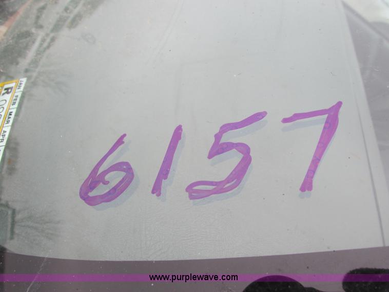 image for item F4189 1999 Chevrolet Suburban K2500 SUV