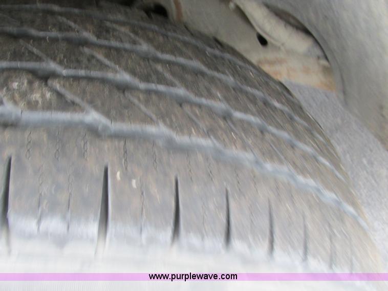 image for item F4190 2006 Chevrolet Silverado 1500 Crew Cab pickup truck